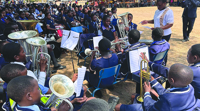 Usher High School choir and music band